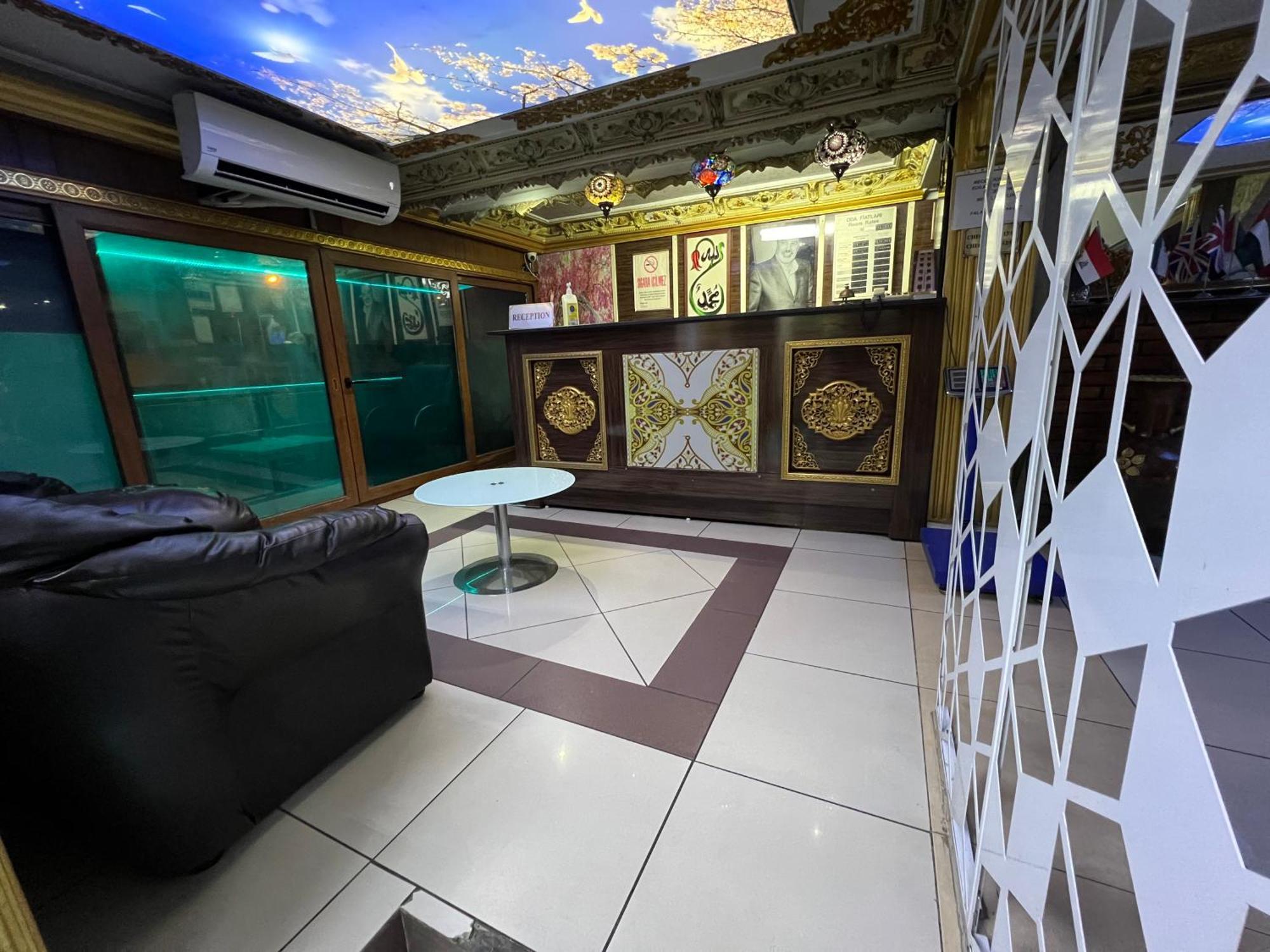 Falay Hotel Yavuz Истанбул Екстериор снимка